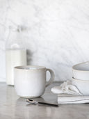 Vince mugg med öra Tell Me More